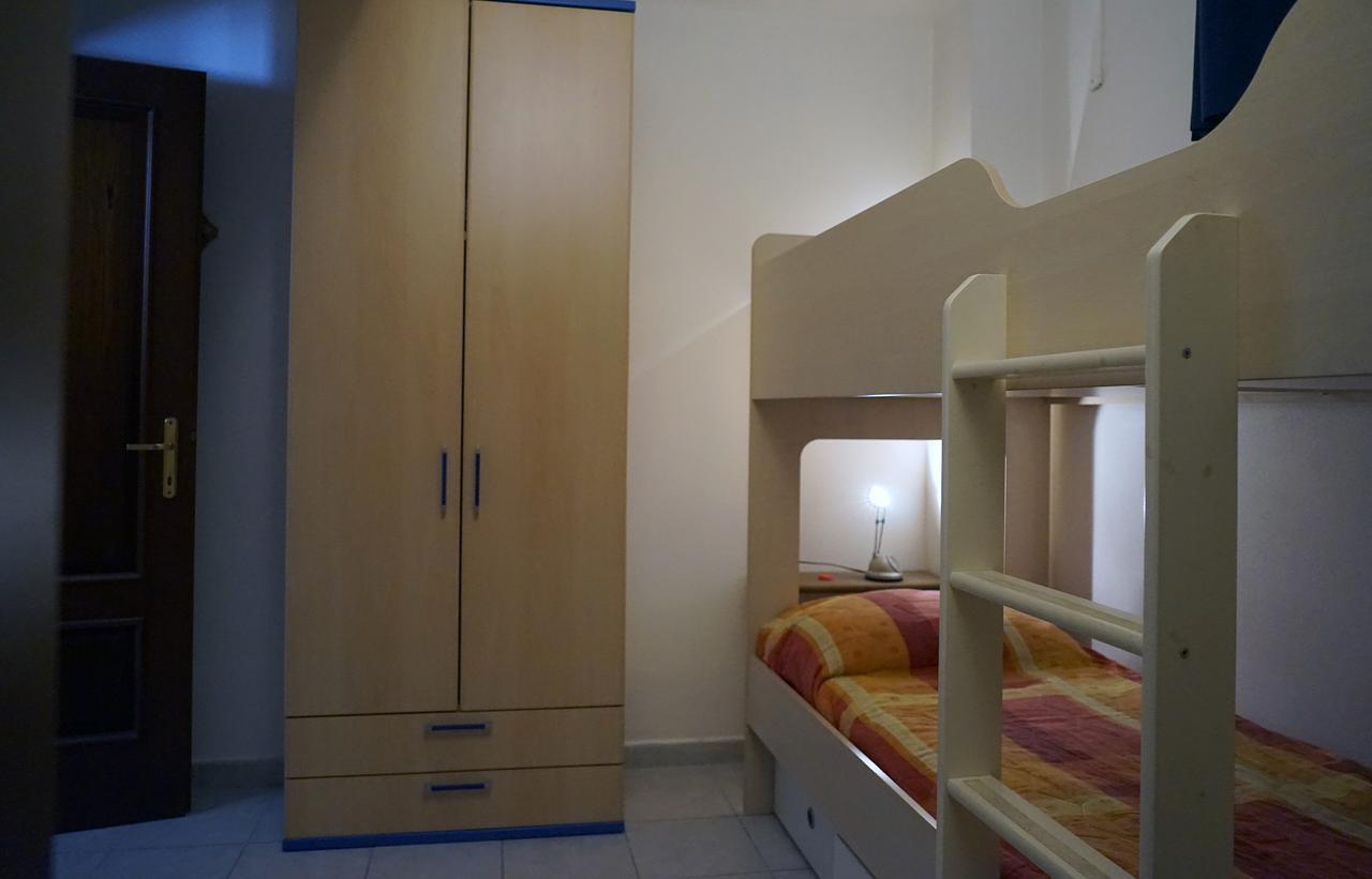 Trilocale Via Carbonia 39 *
